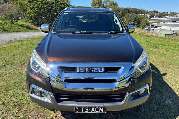 2017 Isuzu MU-X LS-T