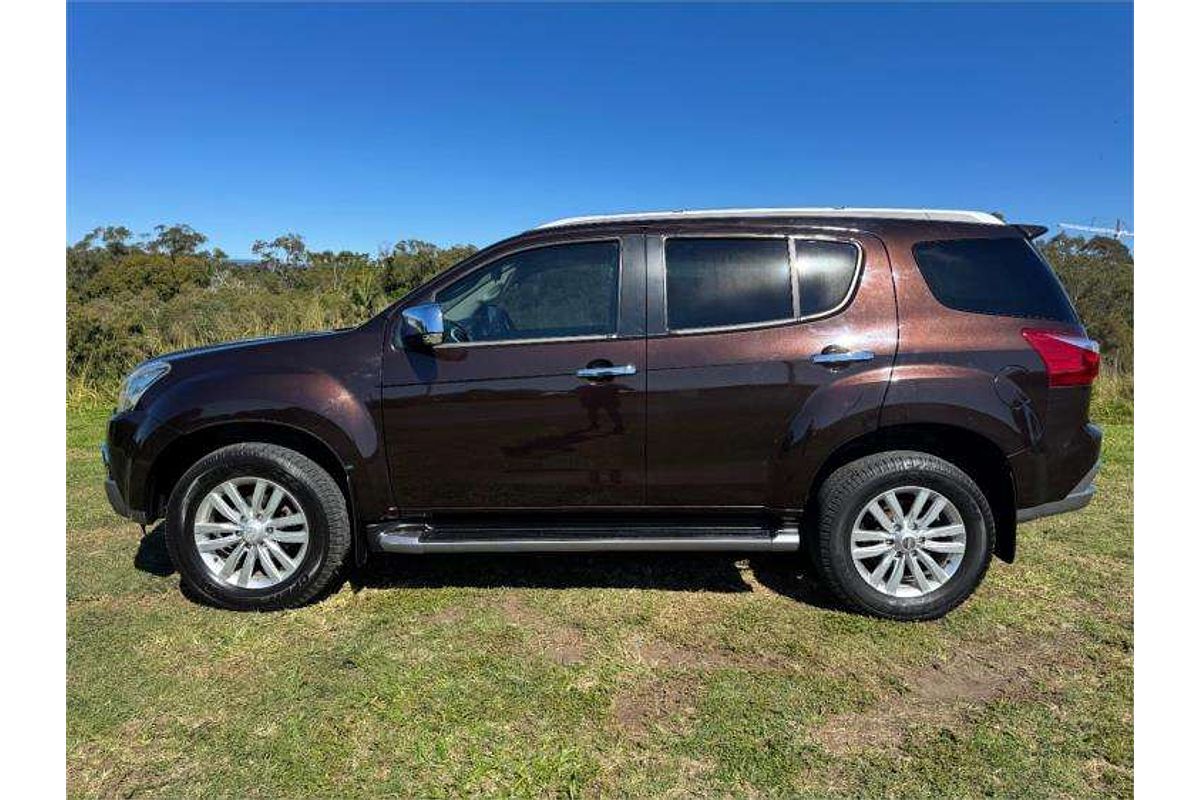 2017 Isuzu MU-X LS-T