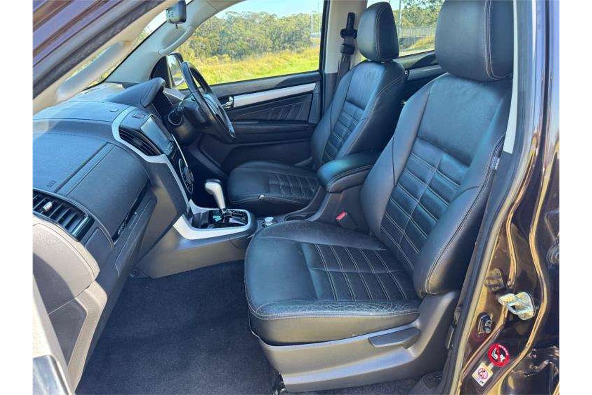 2017 Isuzu MU-X LS-T