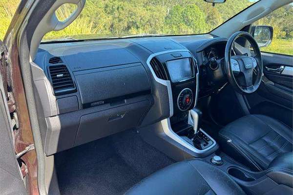 2017 Isuzu MU-X LS-T