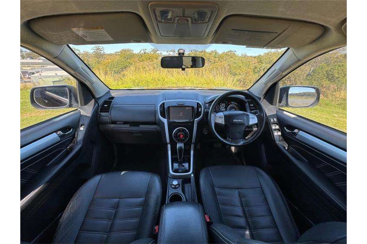 2017 Isuzu MU-X LS-T