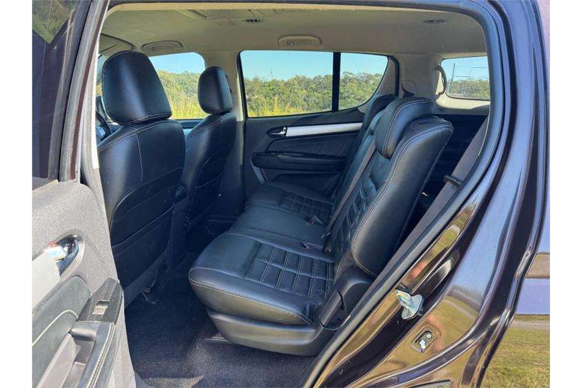 2017 Isuzu MU-X LS-T