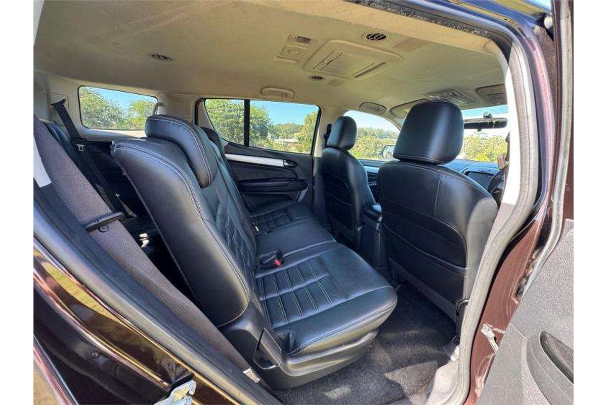 2017 Isuzu MU-X LS-T