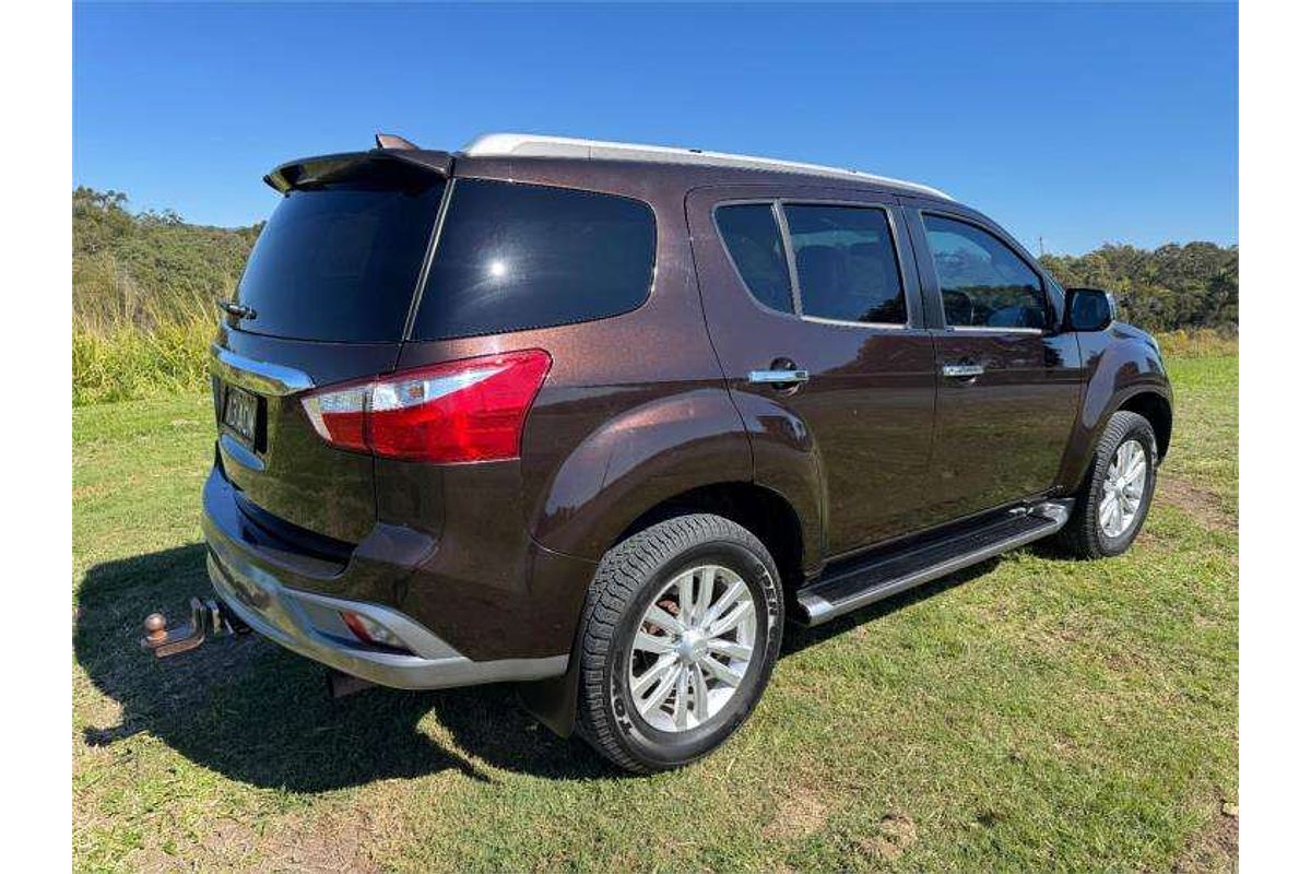 2017 Isuzu MU-X LS-T