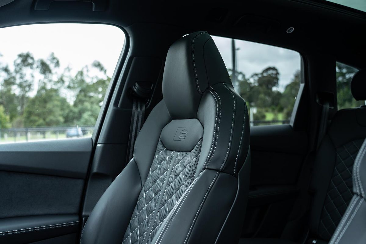 2025 Audi SQ7 TFSI 4M