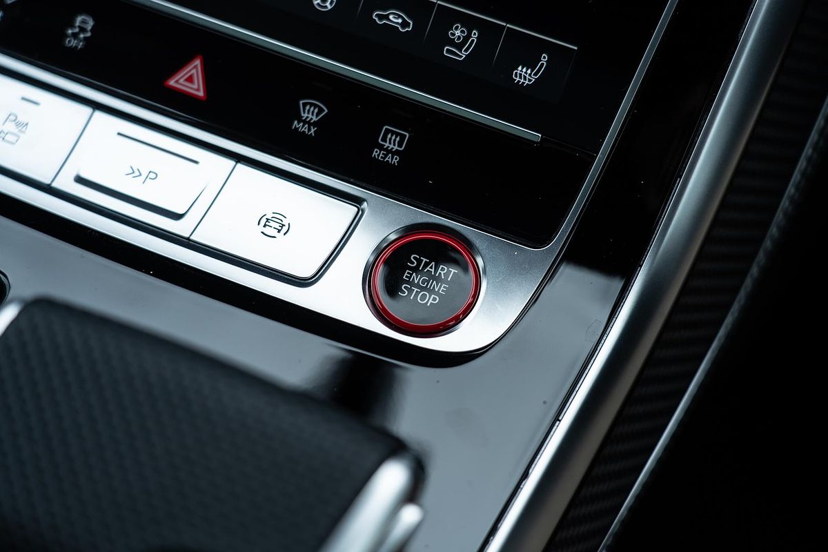 2025 Audi SQ7 TFSI 4M