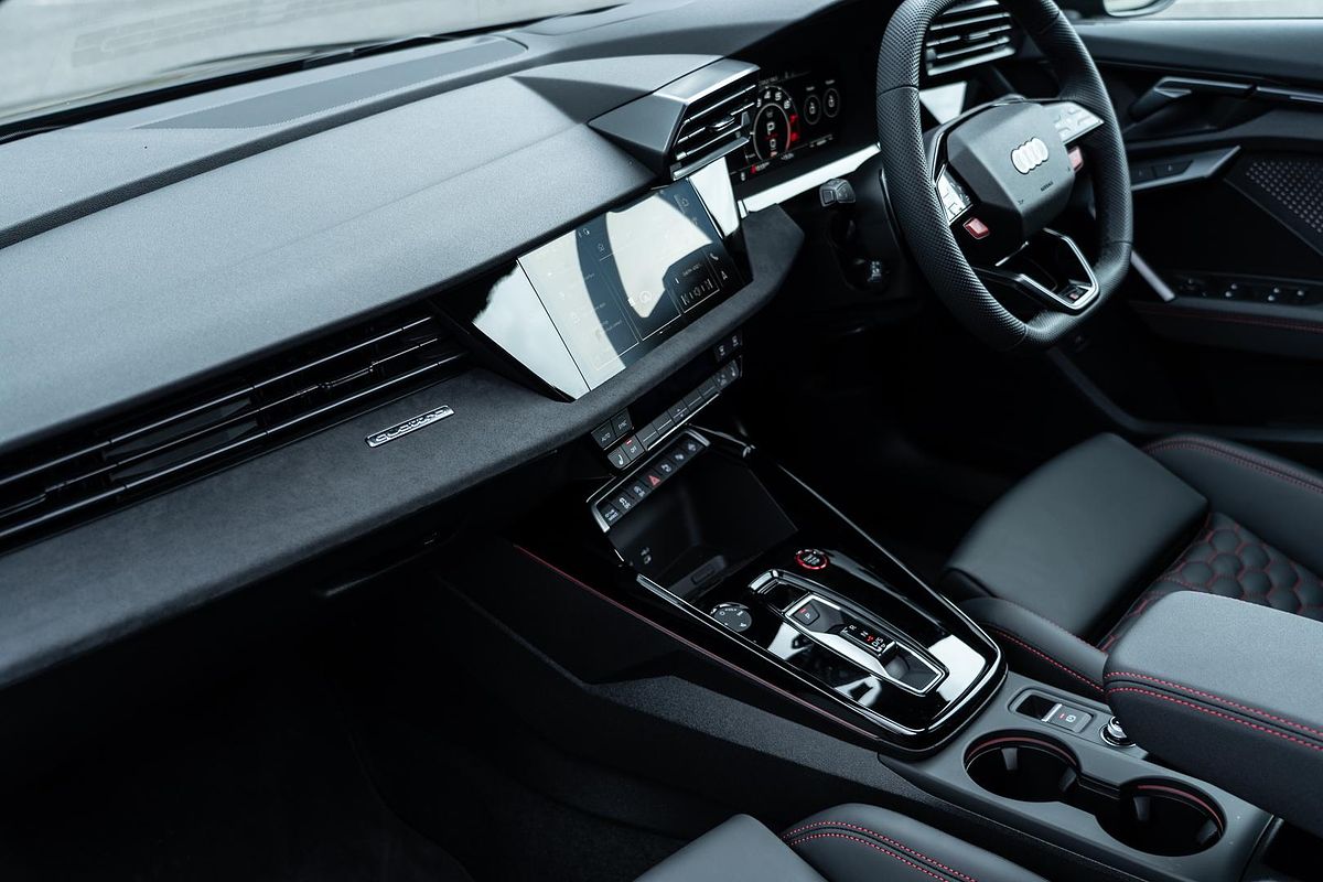 2025 Audi RS3 GY