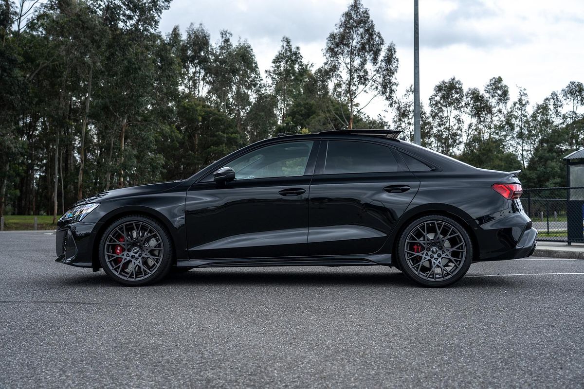 2025 Audi RS3 GY