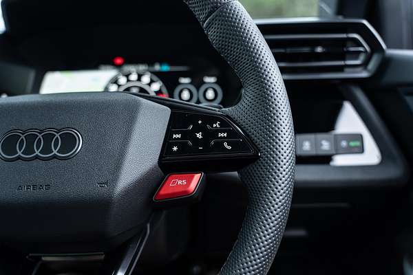 2025 Audi RS3 GY