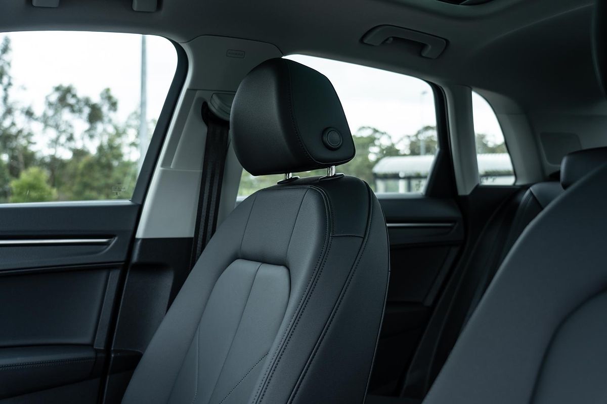 2025 Audi Q3 35 TFSI F3