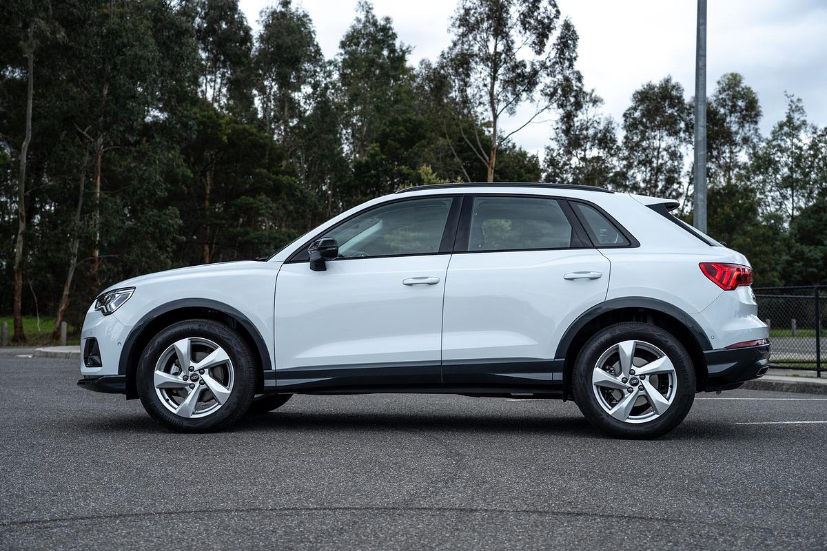 2025 Audi Q3 35 TFSI F3