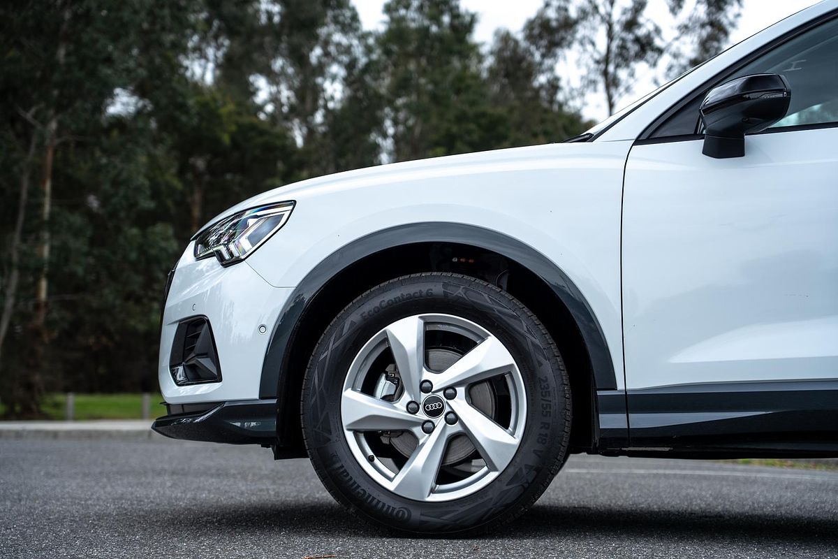 2025 Audi Q3 35 TFSI F3