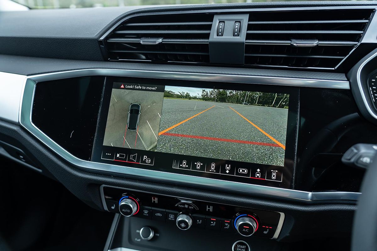 2025 Audi Q3 35 TFSI F3