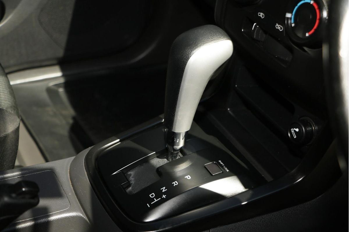2018 Isuzu D-MAX SX High Ride Rear Wheel Drive