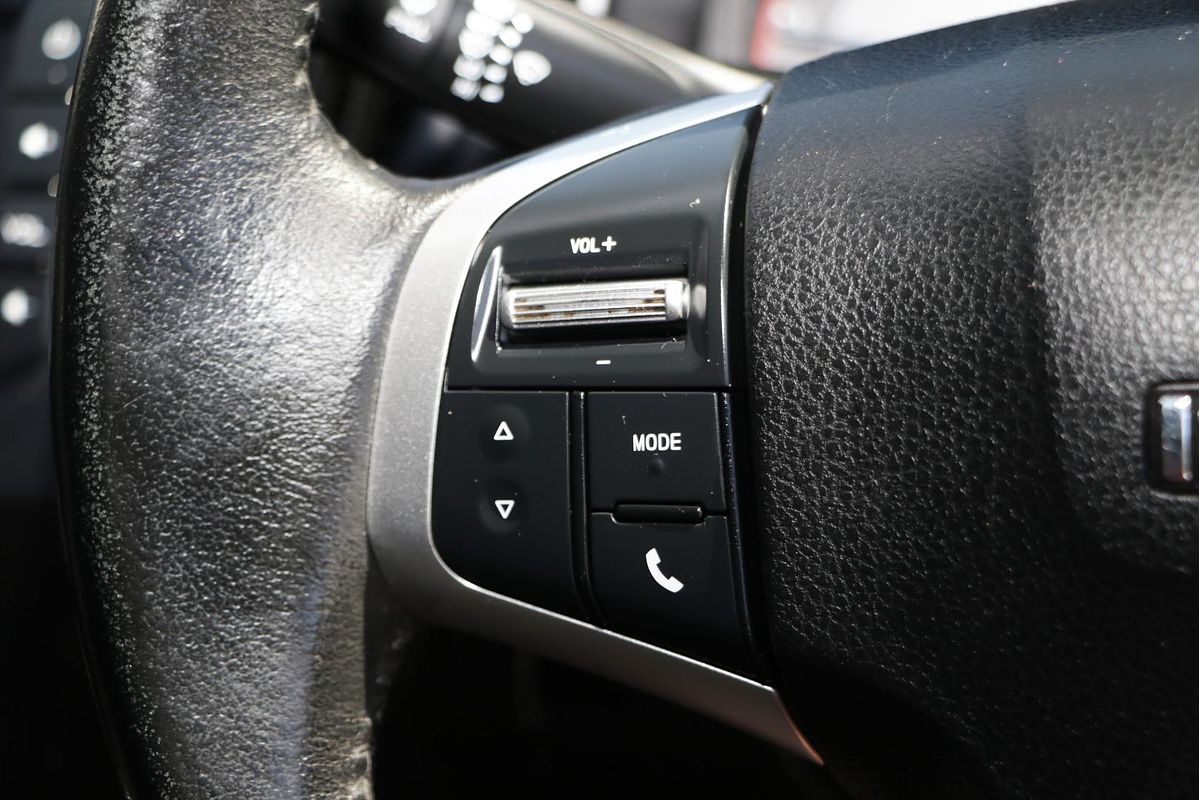2018 Isuzu D-MAX SX High Ride Rear Wheel Drive