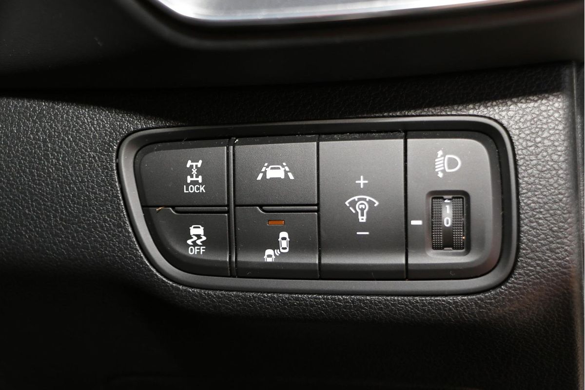 2020 Hyundai Santa Fe Active TM.2
