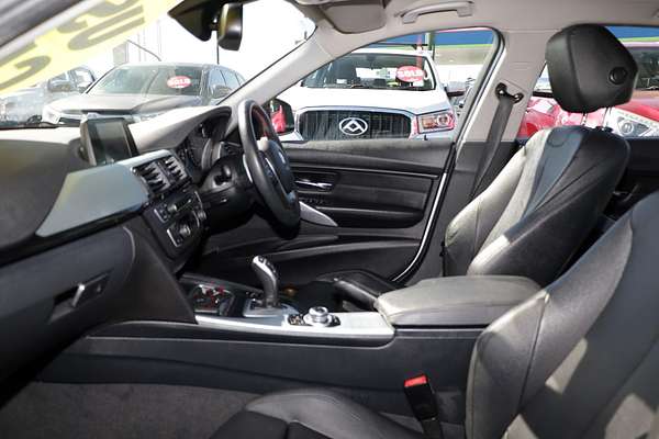 2014 BMW 3 Series 320i F30