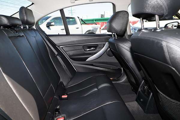 2014 BMW 3 Series 320i F30