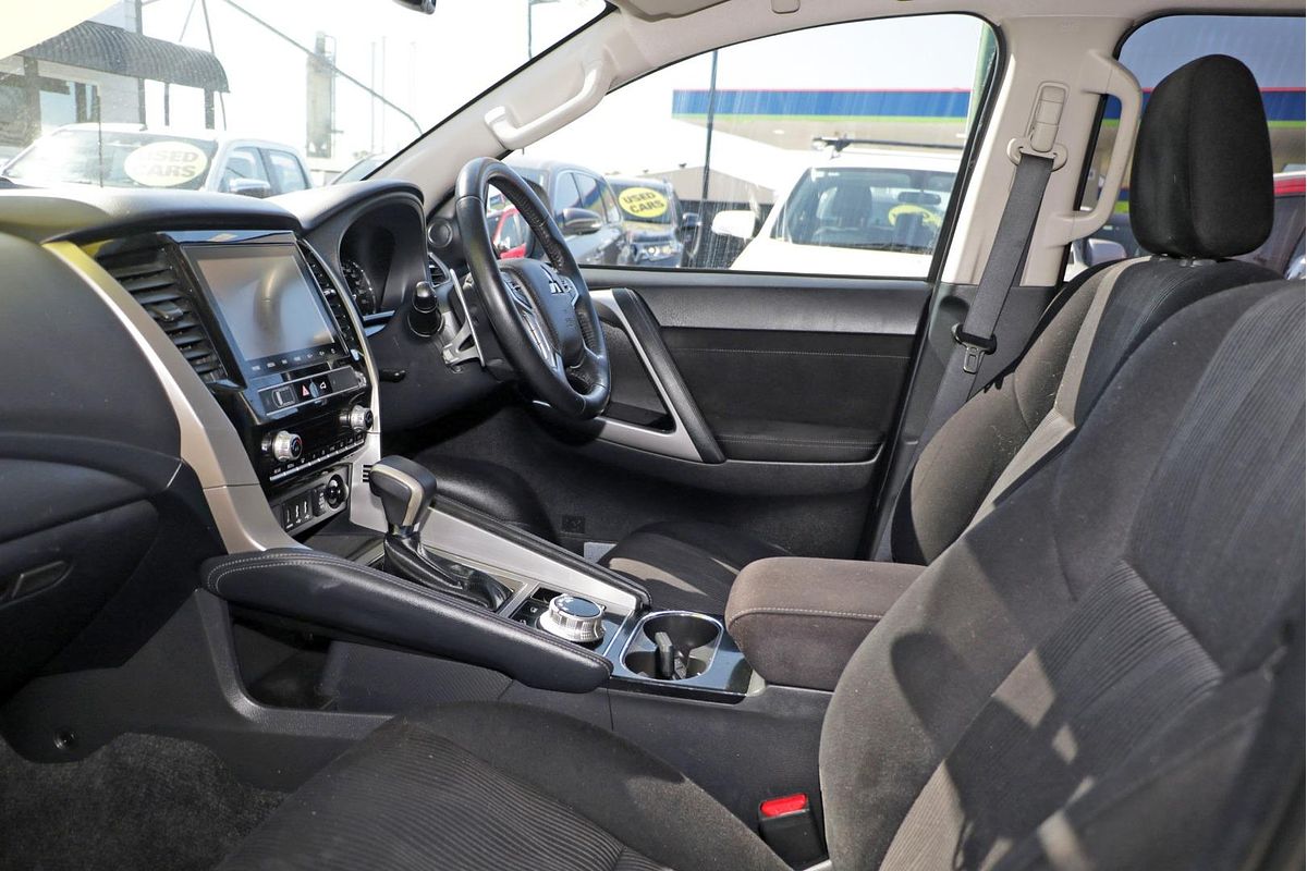 2021 Mitsubishi Pajero Sport GLS QF