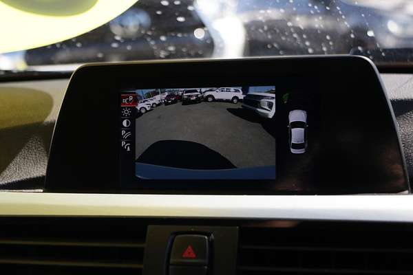 2014 BMW 3 Series 320i F30