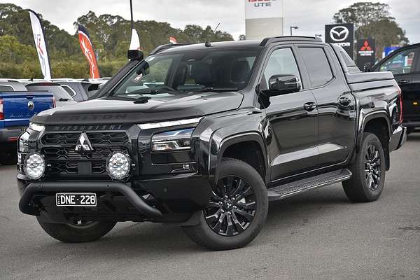 2025 Mitsubishi Triton GSR MV 4X4
