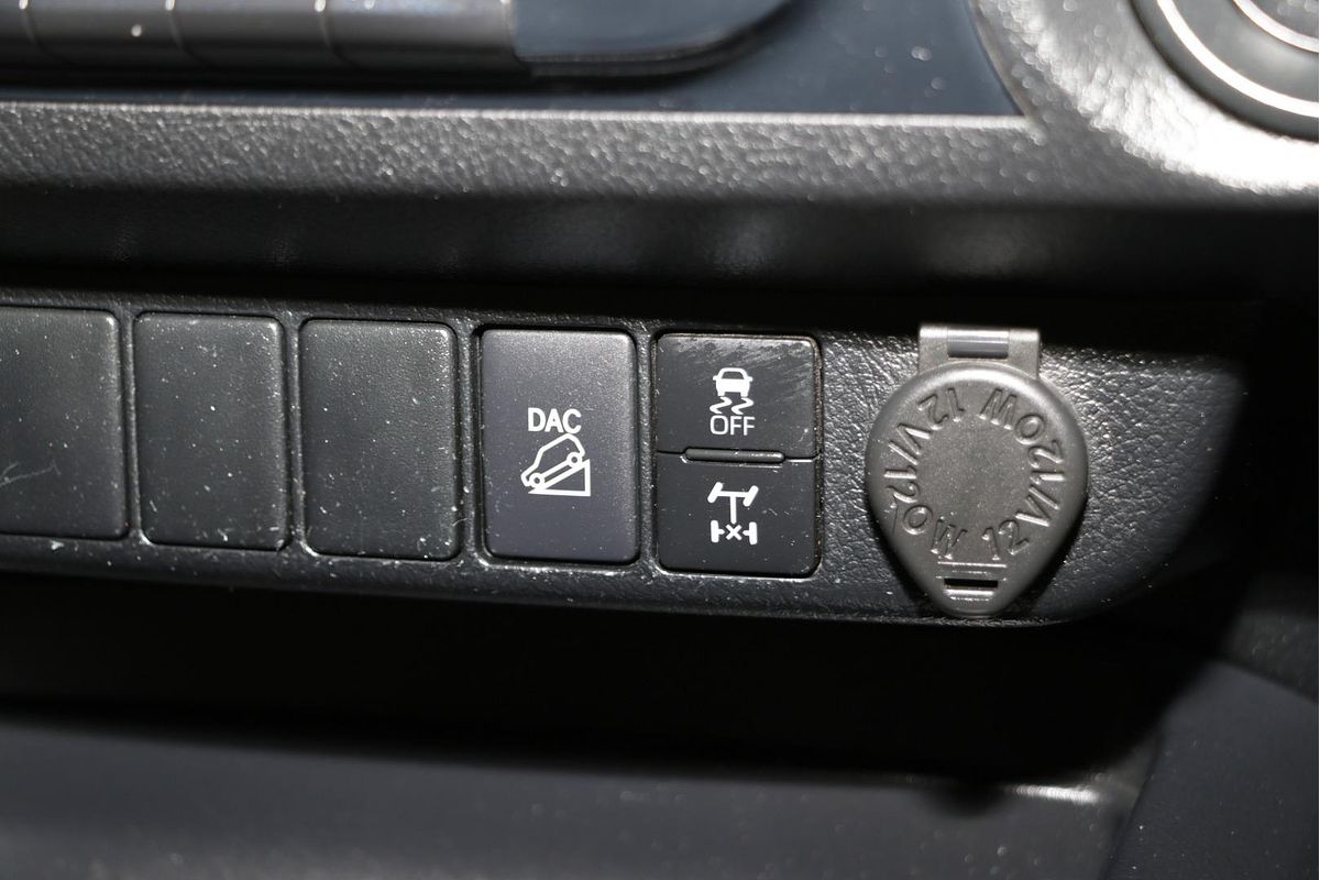 2020 Toyota Hilux SR5 GUN126R 4X4