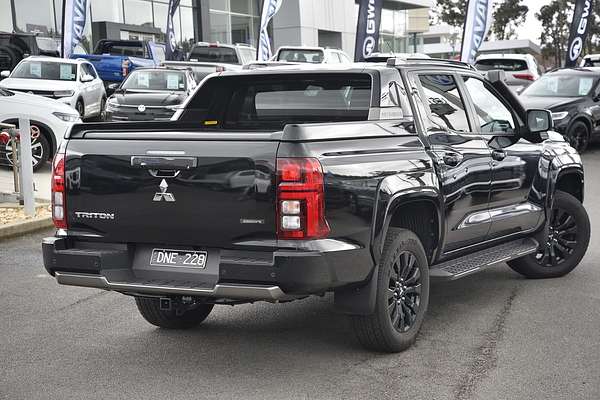 2025 Mitsubishi Triton GSR MV 4X4