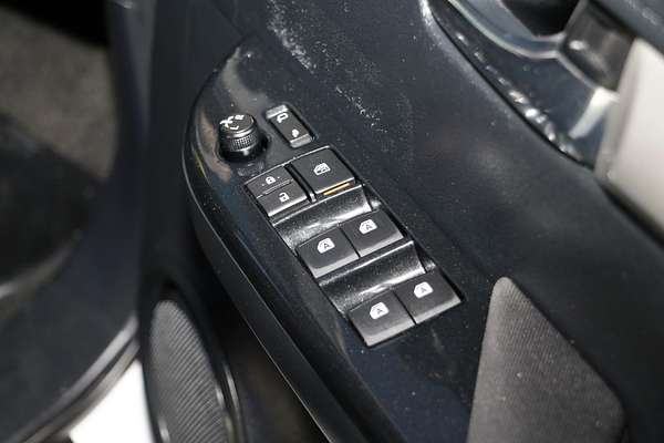 2020 Toyota Hilux SR5 GUN126R 4X4
