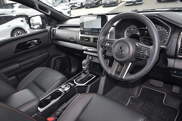 2025 Mitsubishi Triton GSR MV 4X4