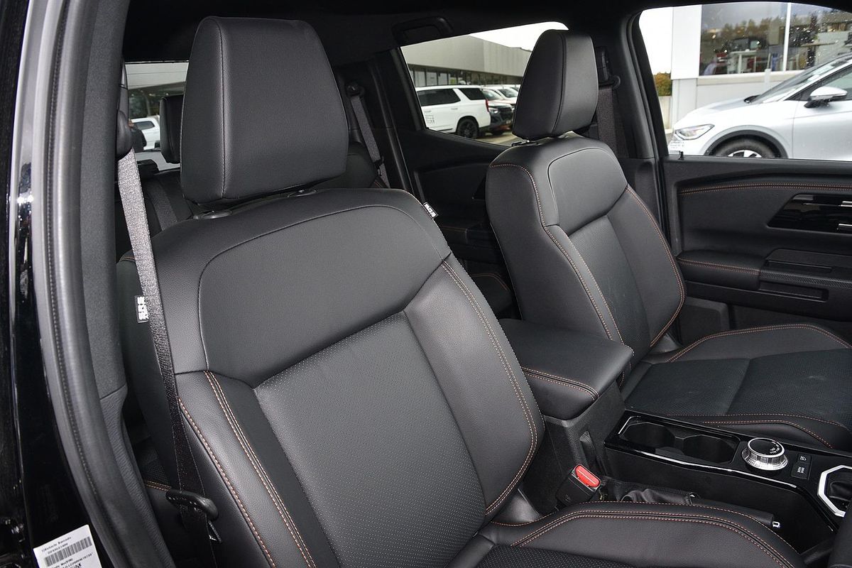 2025 Mitsubishi Triton GSR MV 4X4