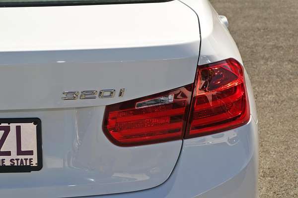 2014 BMW 3 Series 320i F30