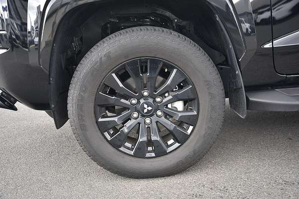 2025 Mitsubishi Triton GSR MV 4X4