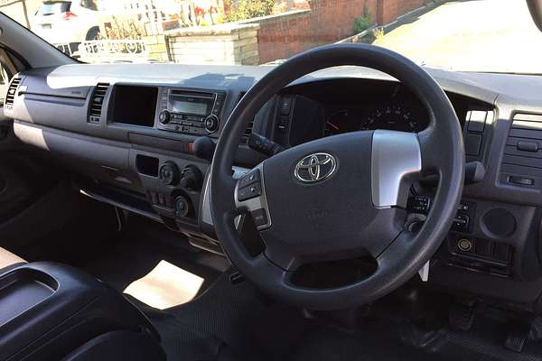 2016 Toyota Hiace COMMUTER KDH223R MY16