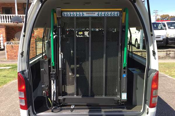 2016 Toyota Hiace COMMUTER KDH223R MY16