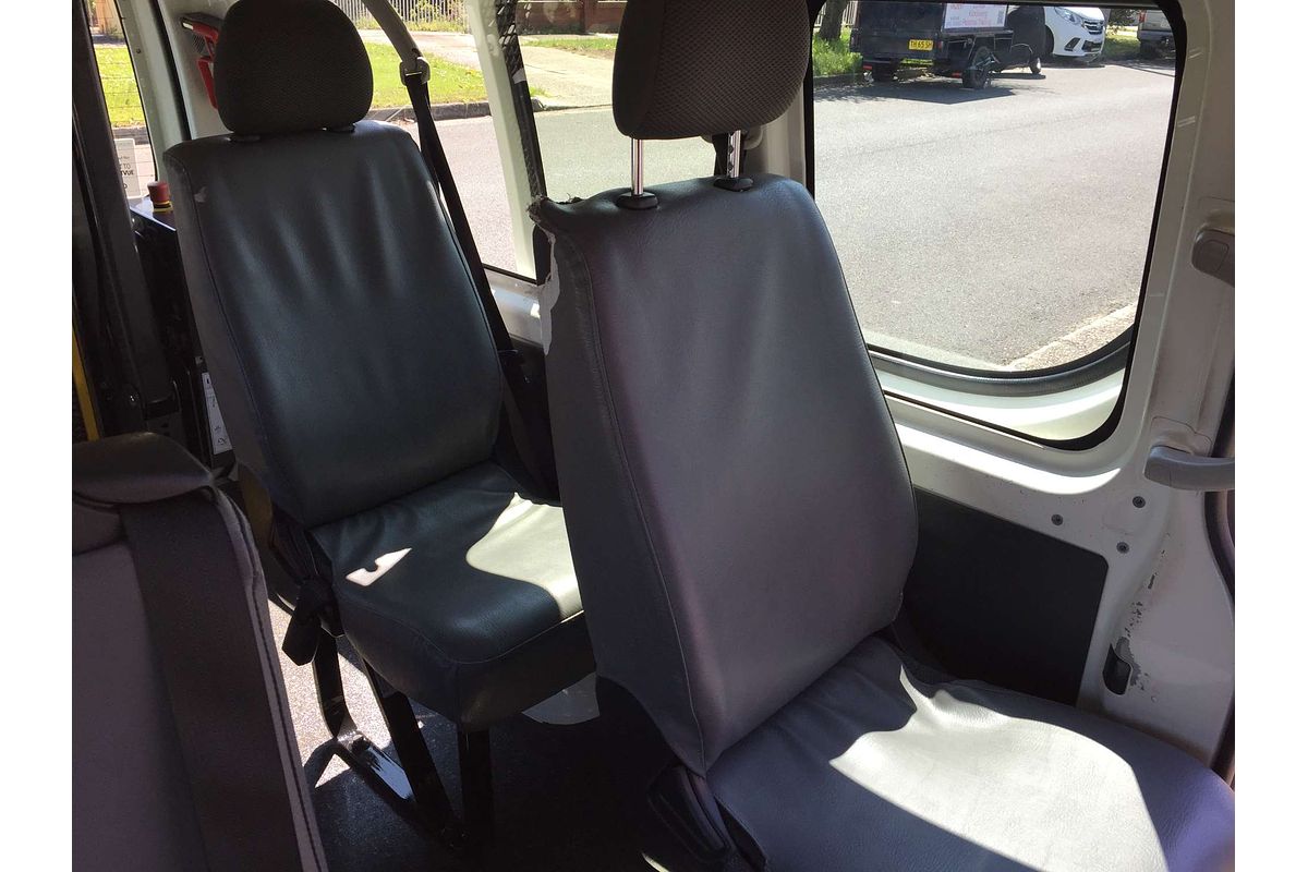 2016 Toyota Hiace COMMUTER KDH223R MY16