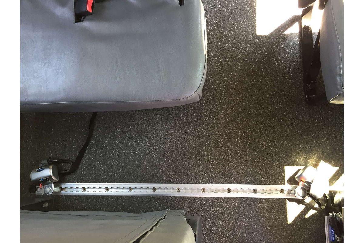 2016 Toyota Hiace COMMUTER KDH223R MY16