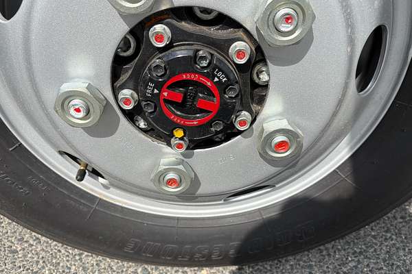 2025 Isuzu N Series N Series N Series