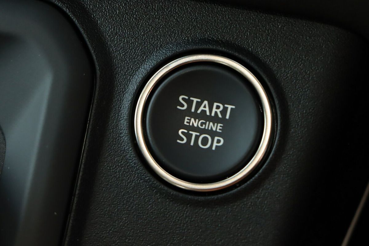 2025 Land Rover Defender 110 D250 S L663