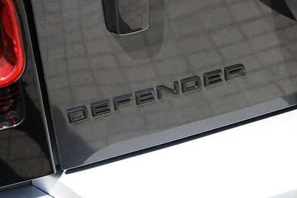 2025 Land Rover Defender 110 D250 S L663