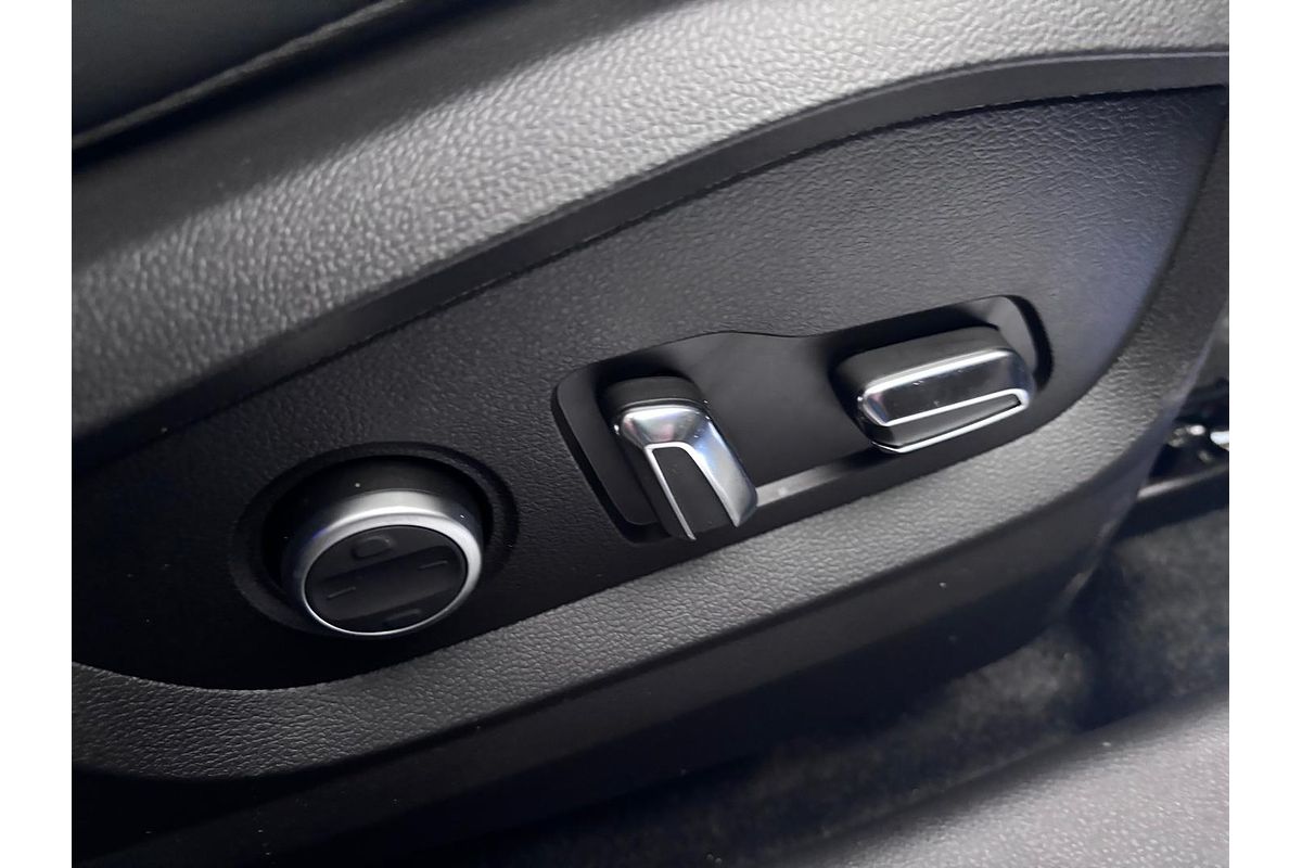 2025 Chery Tiggo 8 Super Hybrid Ultimate T31