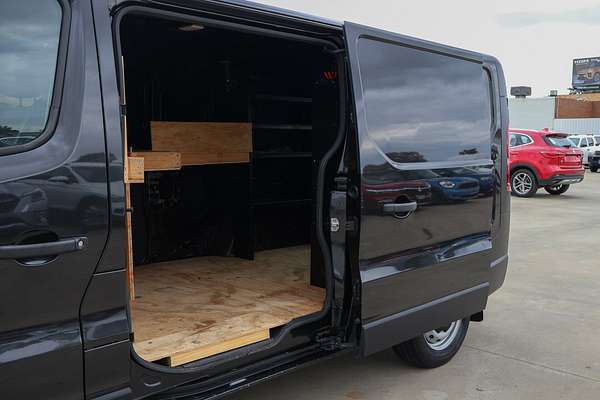 2020 Mitsubishi Express GLX SN LWB