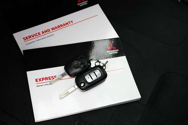2020 Mitsubishi Express GLX SN LWB