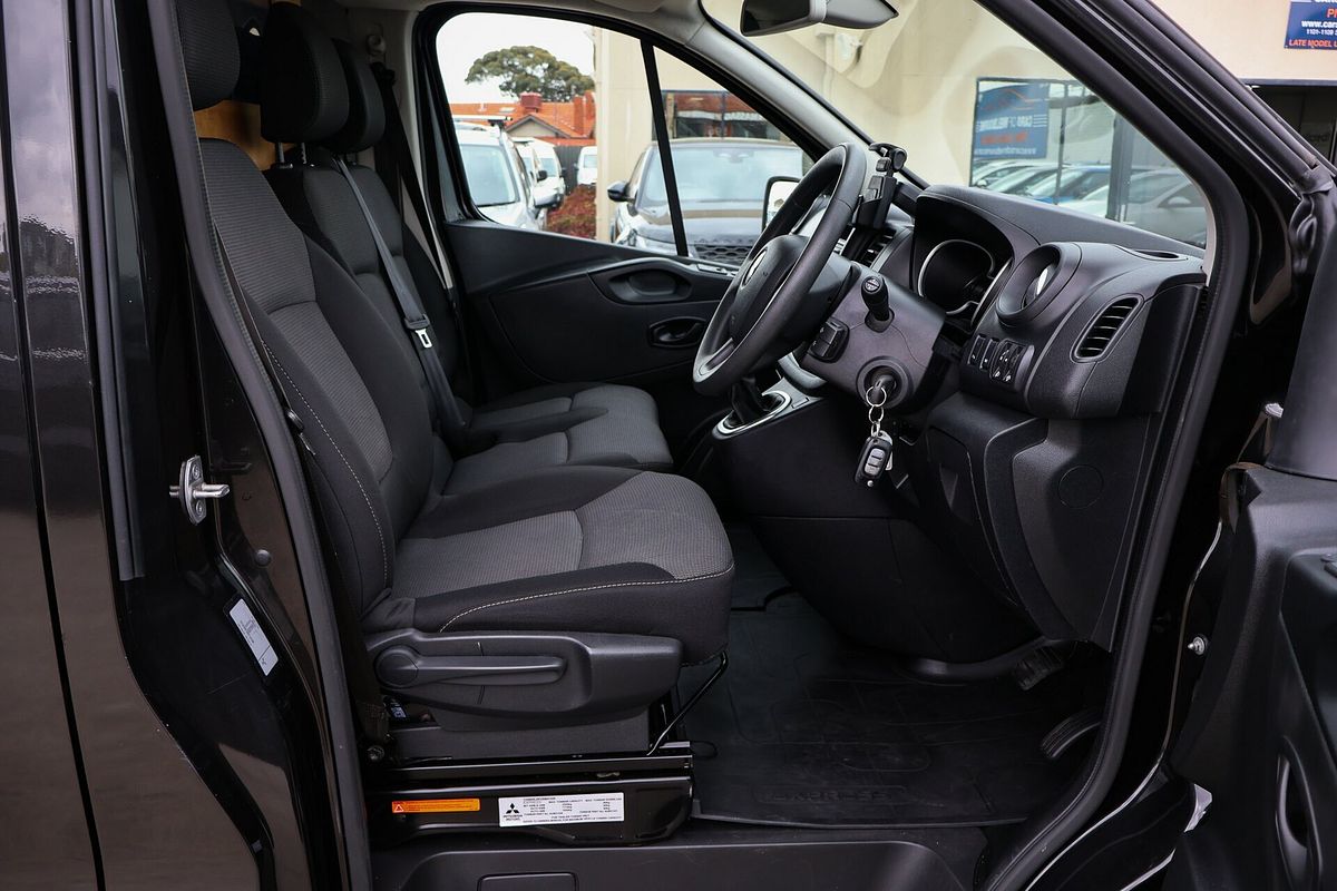2020 Mitsubishi Express GLX SN LWB