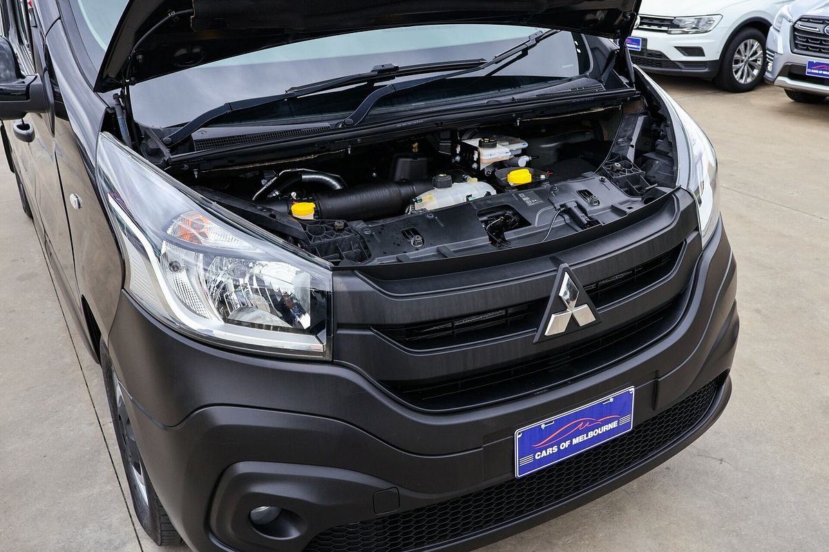 2020 Mitsubishi Express GLX SN LWB