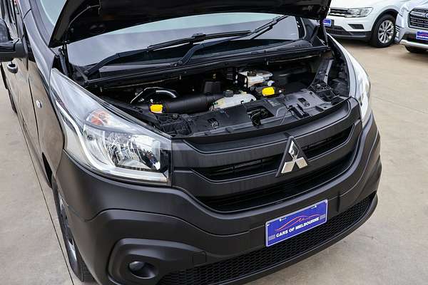 2020 Mitsubishi Express GLX SN LWB
