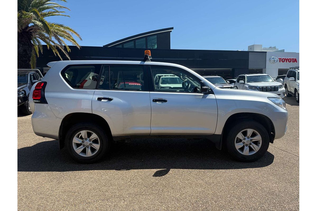 2022 Toyota Landcruiser Prado GX GDJ150R
