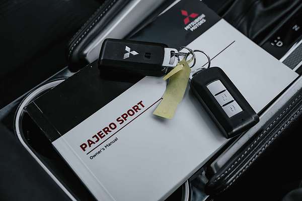 2022 Mitsubishi Pajero Sport GLX QF