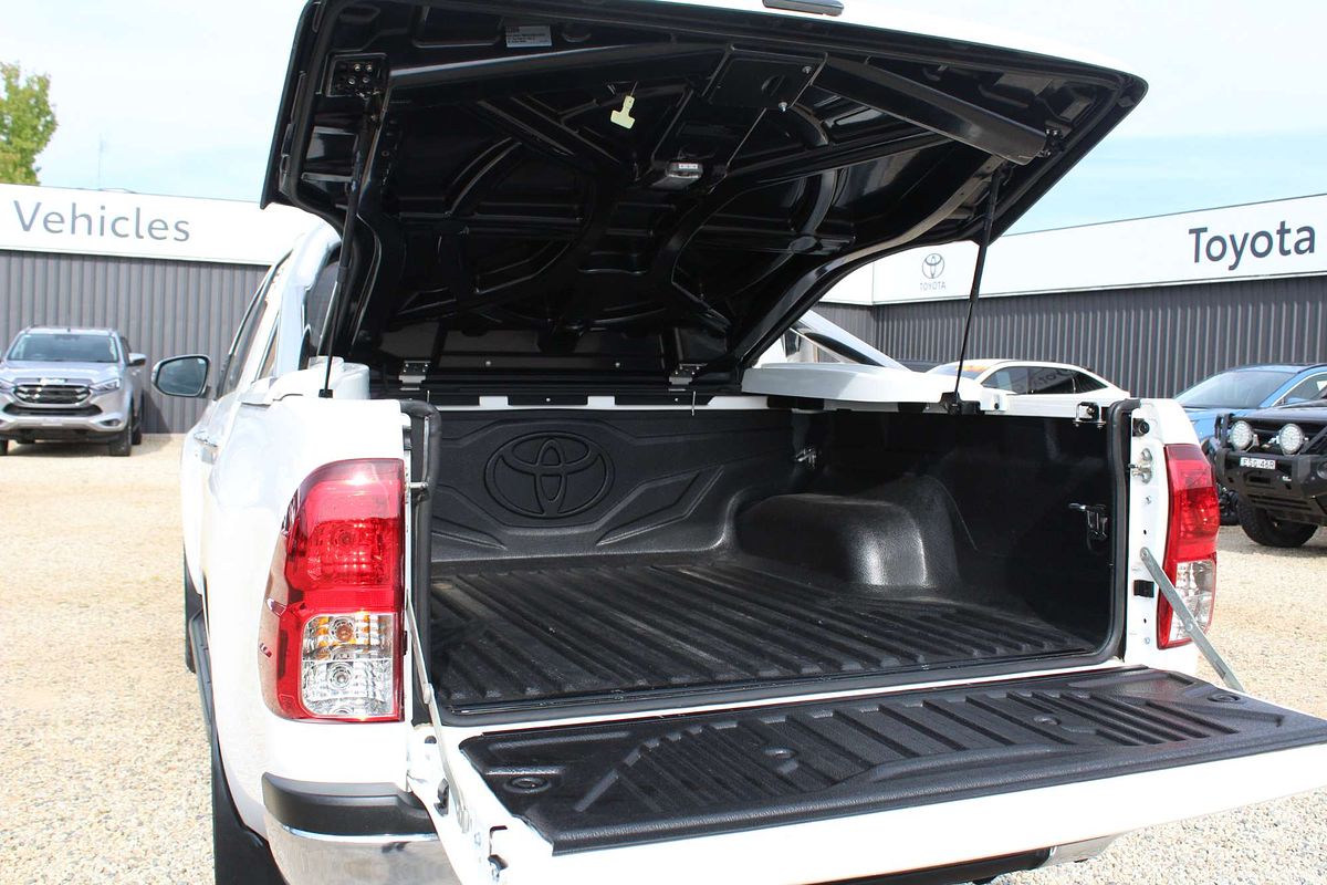2018 Toyota Hilux SR5 GUN126R 4X4