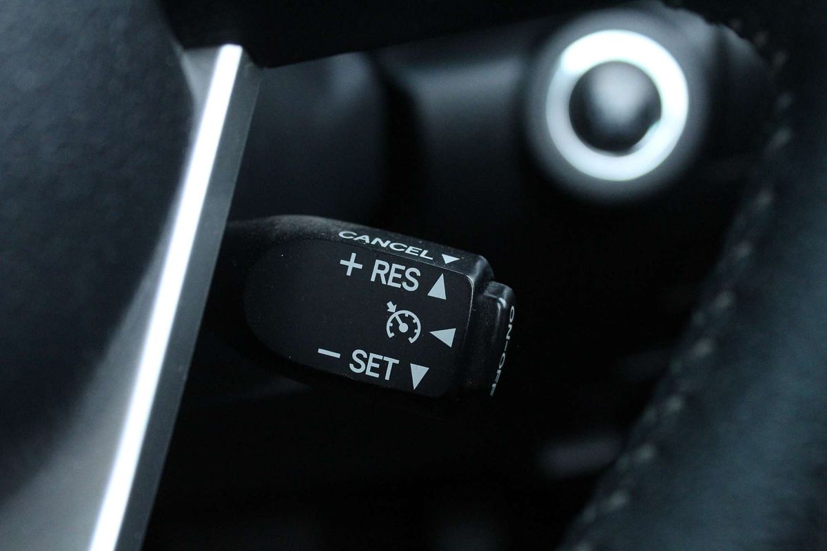 2018 Toyota Hilux SR5 GUN126R 4X4