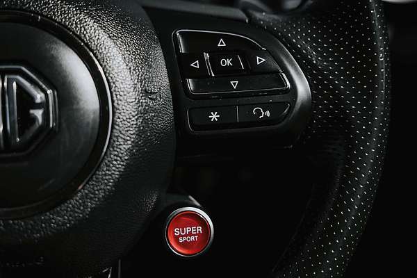 2022 MG HS Excite SAS23